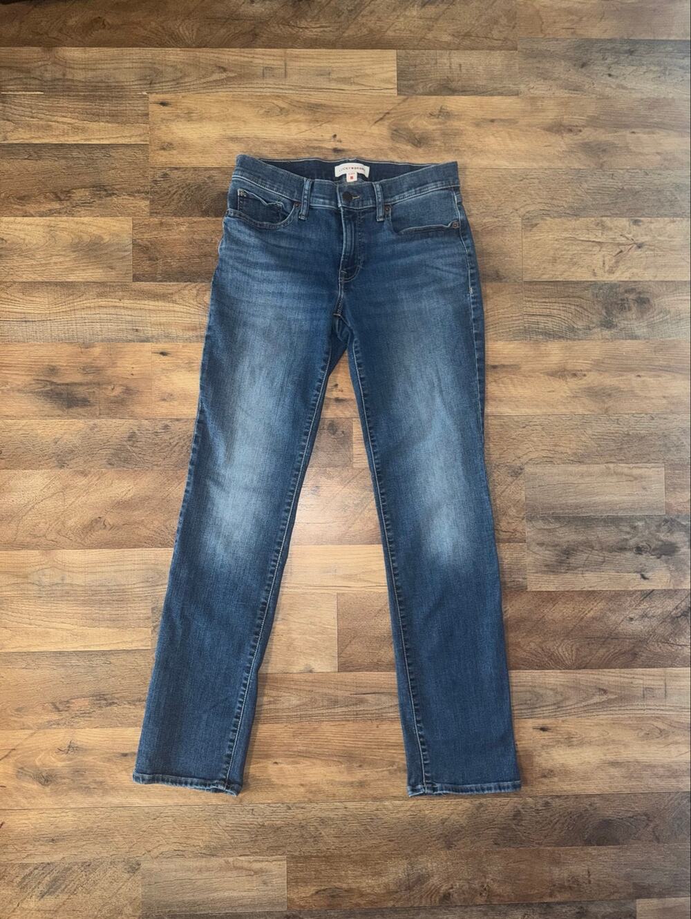 Lucky brand women’s mid rise straight blue jeans